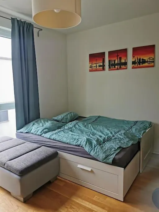 Kinderfreundliche Neubauwohnung Am Hagenbecks Tierpark Mit Balkon Und Spielplatz Hamburg Apartment